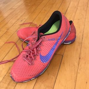 Pink Nike cross country/distance spikes